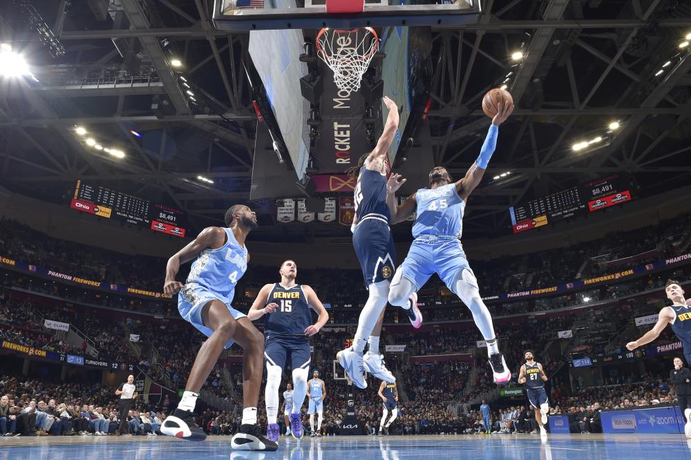 在如今竞争 在如今竞争